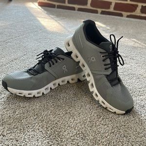 Oncloud sneakers